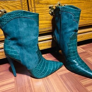 Women’s ankle boots